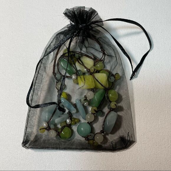 Gemstone and leather wrapped necklace - Picture 2 of 8